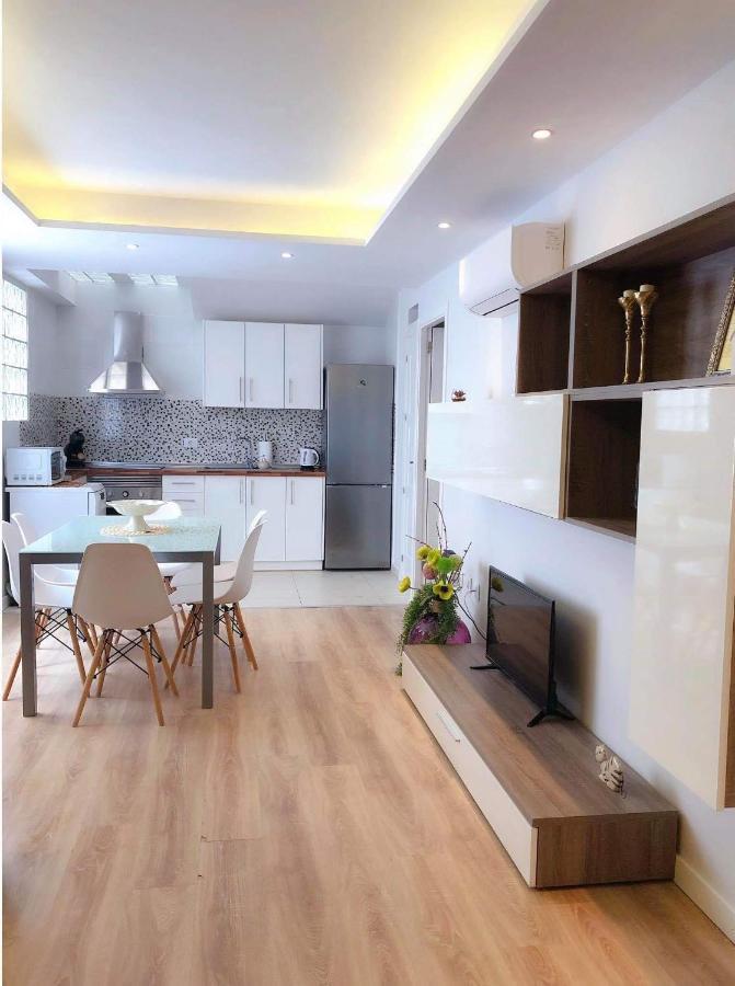 Beautiful 3 Bed Apartment In Los Cristianos Cactus Arona  Extérieur photo